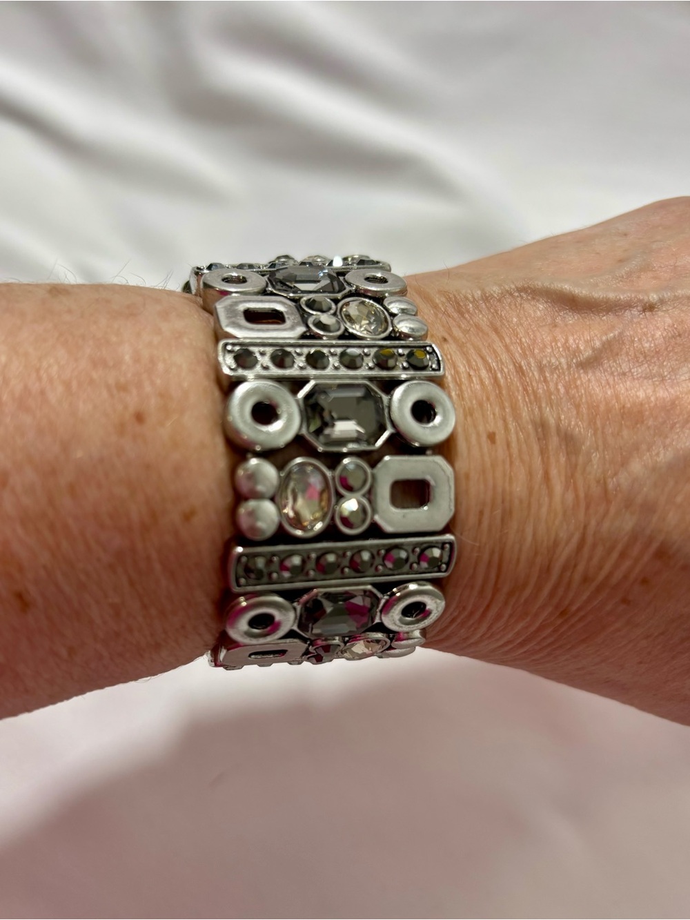 Silver tone Geometric  Crystal Stretch Bracelet 2.5” diameter